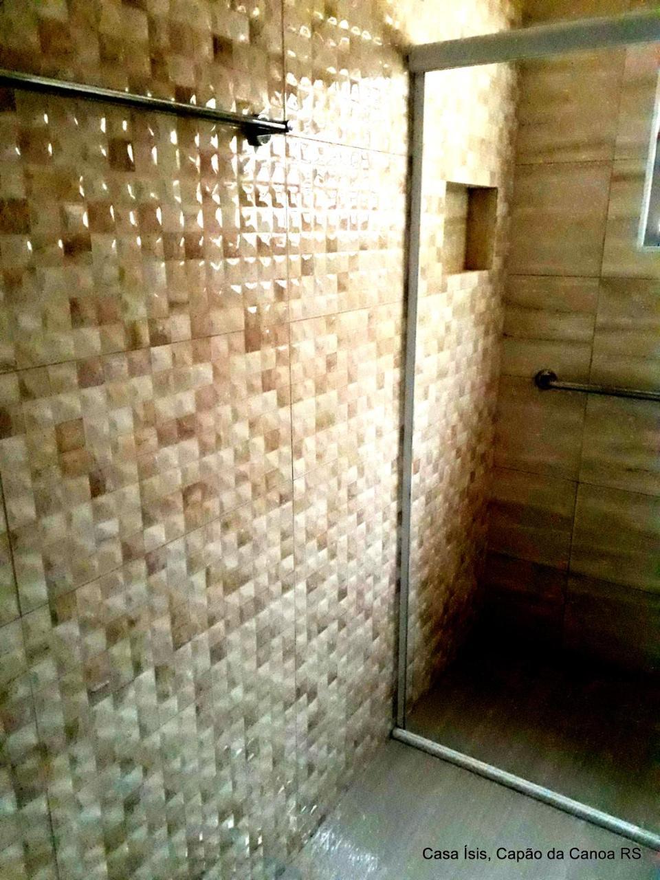 Casa ÍSIS de aluguel por temporada em Capão da Canoa com piscina Exterior foto
